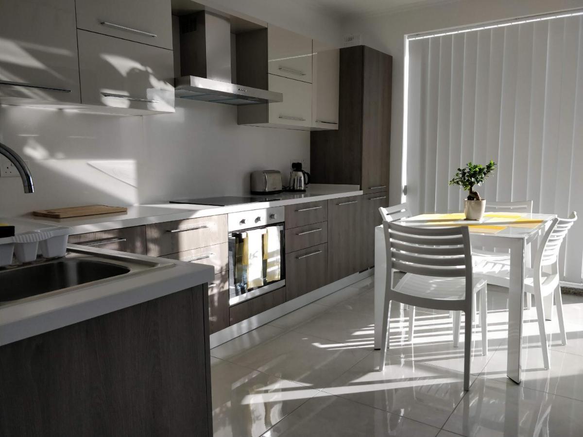 Appartamento Sea View Penthouse With Large Terrace Irom1-1 Marsaskala Esterno foto