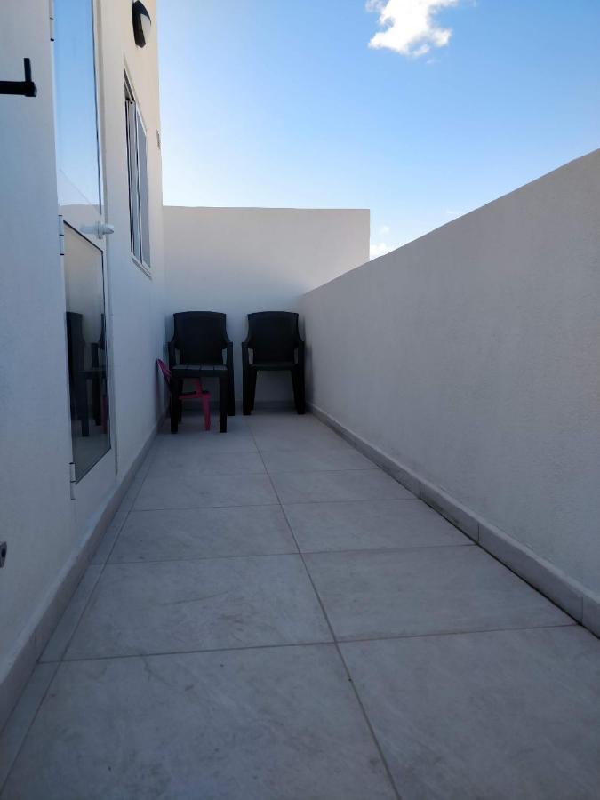 Appartamento Sea View Penthouse With Large Terrace Irom1-1 Marsaskala Esterno foto